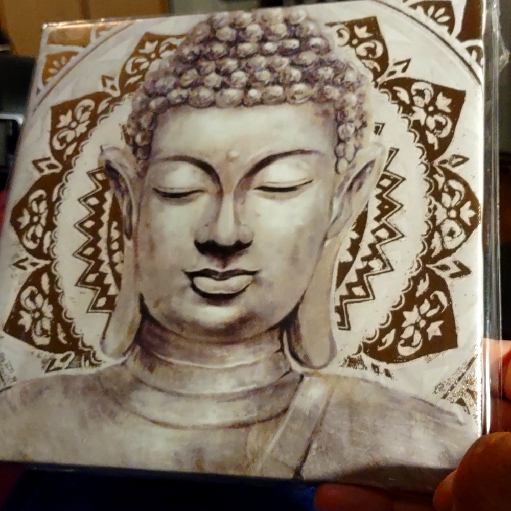 Wall decor Budda canvas white and gold